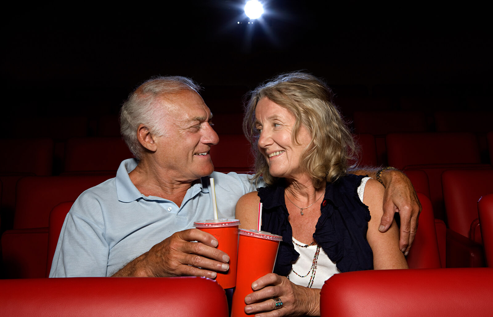 Interesting Dating Starts in Trendy Places: A New Dating Style Among Stylish Youngster on Nikadate